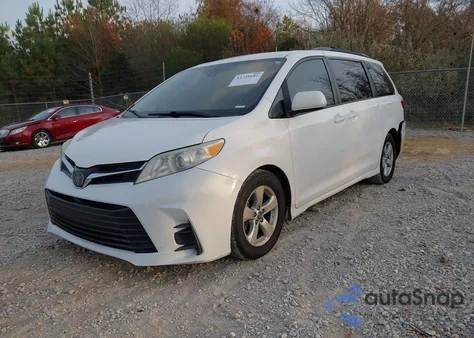 2018 Toyota Sienna Le 8 Passenger из США, поврежденный, VIN 5TDKZ3DC6JS939298